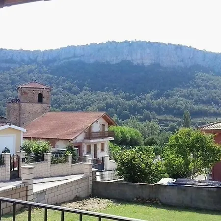 Izarrak Holiday home *